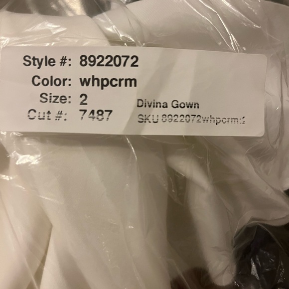 Beautiful dress! I’ve never worn because my event got cancelled! 50% off!!! - Picture 6 of 11